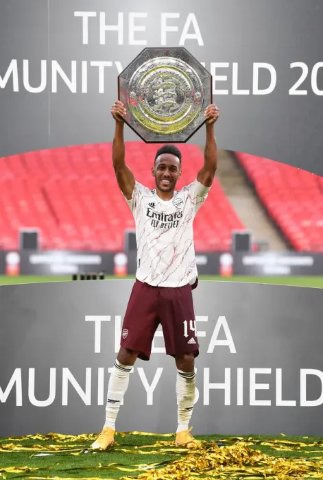 Framed Print : Arsenal's Aubameyang Lifts FA Community Shield after Victory over Liverpool Framed Print : Arsenal's Aubameyang Lifts FA Community Shield after Victory over Liverpool