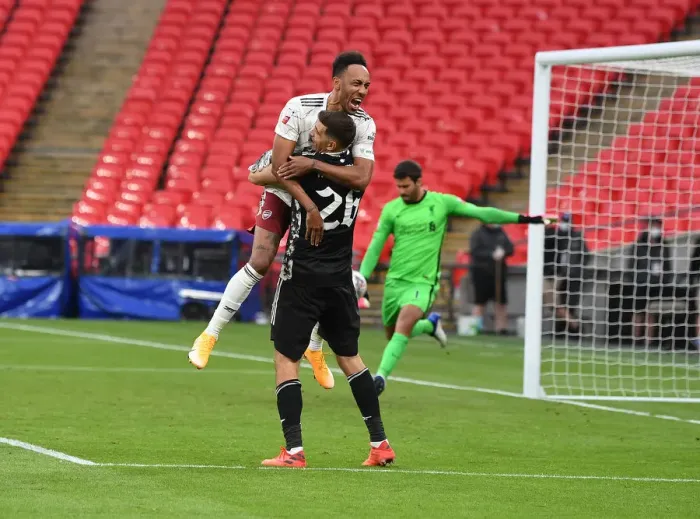 Framed Print : Arsenal's Aubameyang and Martinez Celebrate FA Community Shield Victory