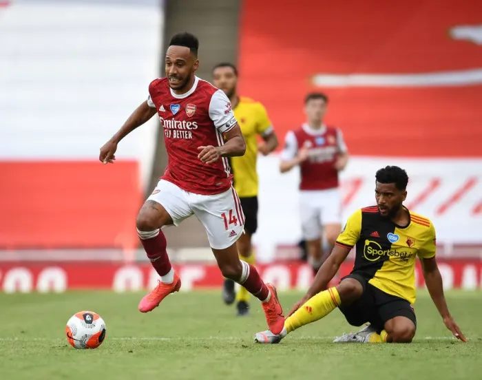 Framed Print : Arsenal's Aubameyang Outmaneuvers Watford's Mariappa in Premier League Clash Framed Print : Arsenal's Aubameyang Outmaneuvers Watford's Mariappa in Premier League Clash