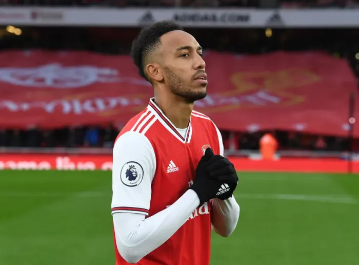 Framed Print : Arsenal's Aubameyang Prepares for Southampton Showdown - Premier League 2019 / 20 Framed Print : Arsenal's Aubameyang Prepares for Southampton Showdown - Premier League 2019 / 20