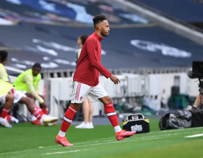 Framed Print : Arsenal's Aubameyang Prepares for Tottenham Clash in Premier League Showdown (2019-20) Framed Print : Arsenal's Aubameyang Prepares for Tottenham Clash in Premier League Showdown (2019-20)