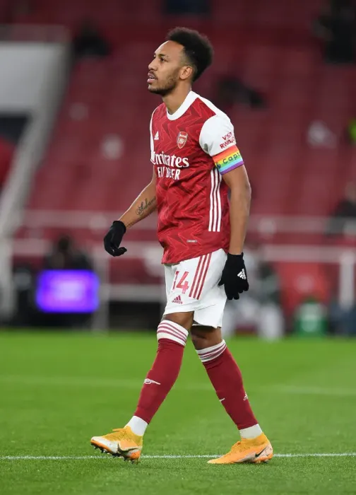 Framed Print : Arsenal's Aubameyang Readies for Burnley Battle: Premier League 2020-21