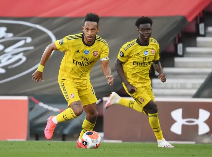 Framed Print : Arsenal's Aubameyang and Saka in Action against Southampton (2019-20) Framed Print : Arsenal's Aubameyang and Saka in Action against Southampton (2019-20)