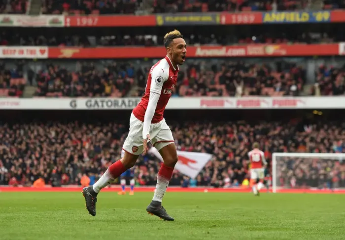 Framed Print : Arsenal's Aubameyang Scores Brace in Thrilling Showdown Against Stoke City