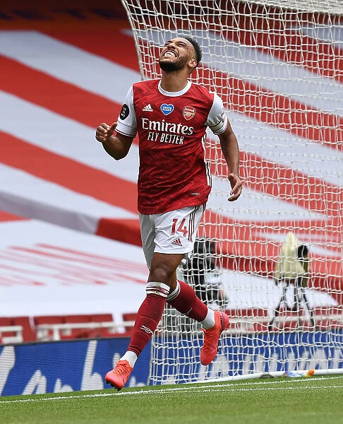Arsenal's Aubameyang Scores Brace in Victory over Watford (2019-20)
