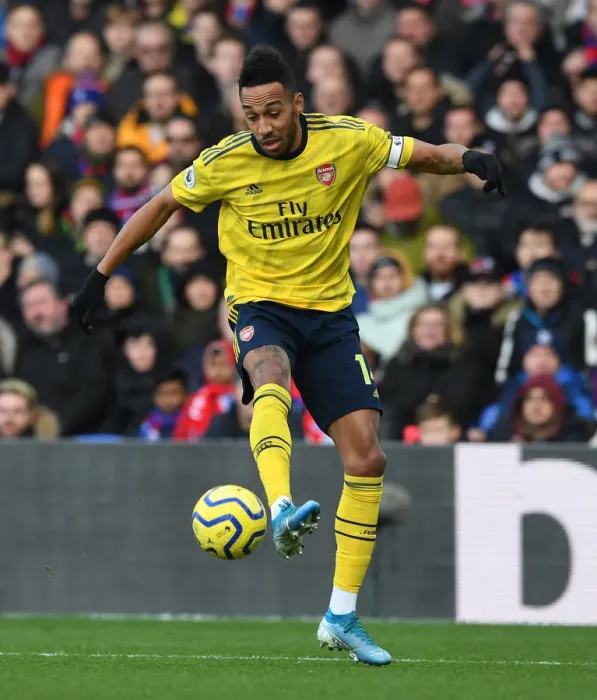 Framed Print : Arsenal's Aubameyang Scores Brilliant Goals in Crystal Palace Victory (Premier League 2019-20) Framed Print : Arsenal's Aubameyang Scores Brilliant Goals in Crystal Palace Victory (Premier League 2019-20)