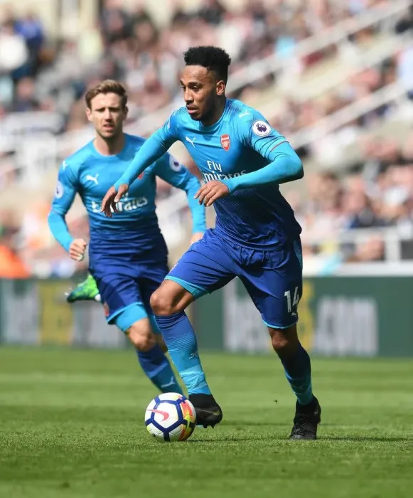 Framed Print : Arsenal's Aubameyang Scores Brilliantly Against Newcastle United in Premier League 2017-18