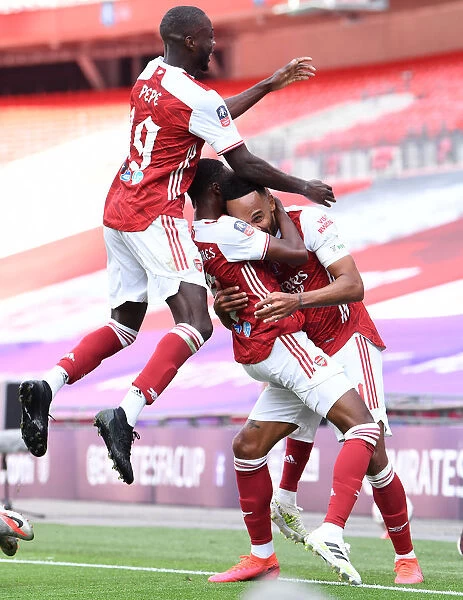 Arsenal's Aubameyang Scores in Empty FA Cup Final Against Chelsea