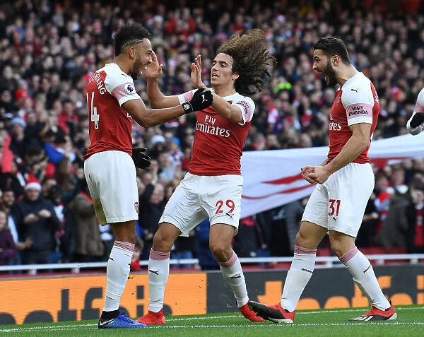 Arsenal's Aubameyang Scores First Goal, Celebrates with Guendouzi and Kolasinac vs Burnley (2018-19)