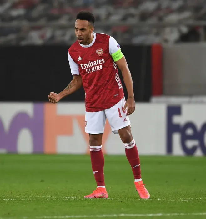 Framed Print : Arsenal's Aubameyang Scores Third Goal in Europa League Victory over SL Benfica