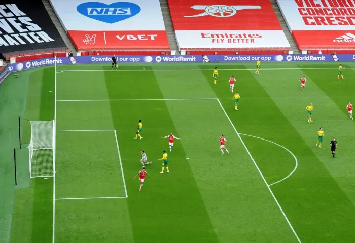 Framed Print : Arsenal's Aubameyang Scores Hat-trick vs Norwich City (2019-20) Framed Print : Arsenal's Aubameyang Scores Hat-trick vs Norwich City (2019-20)