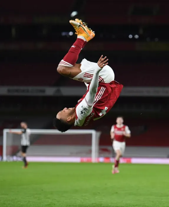 Framed Print : Arsenal's Aubameyang Scores Historic Goal in Empty Emirates Against Newcastle (2020-21) Framed Print : Arsenal's Aubameyang Scores Historic Goal in Empty Emirates Against Newcastle (2020-21)