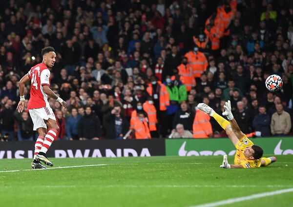 Arsenal's Aubameyang Scores Second Goal in Arsenal's Victory Over Aston Villa (2021-22 Premier League)