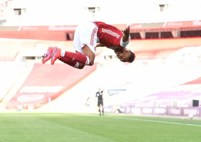 Framed Print : Arsenal's Aubameyang Scores Second Goal in Empty FA Cup Final Against Chelsea (2020) Framed Print : Arsenal's Aubameyang Scores Second Goal in Empty FA Cup Final Against Chelsea (2020)
