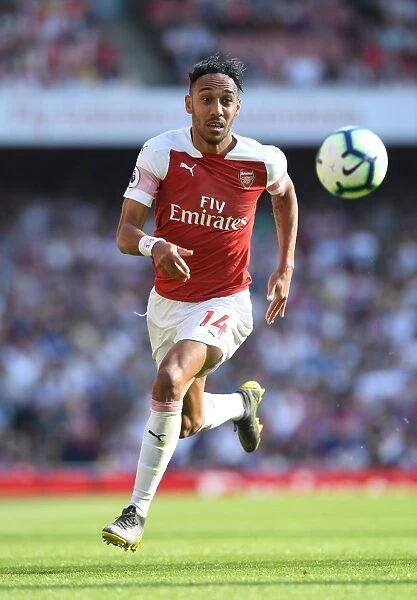 Arsenal's Aubameyang Scores Stunner in Premier League Clash vs. Crystal Palace