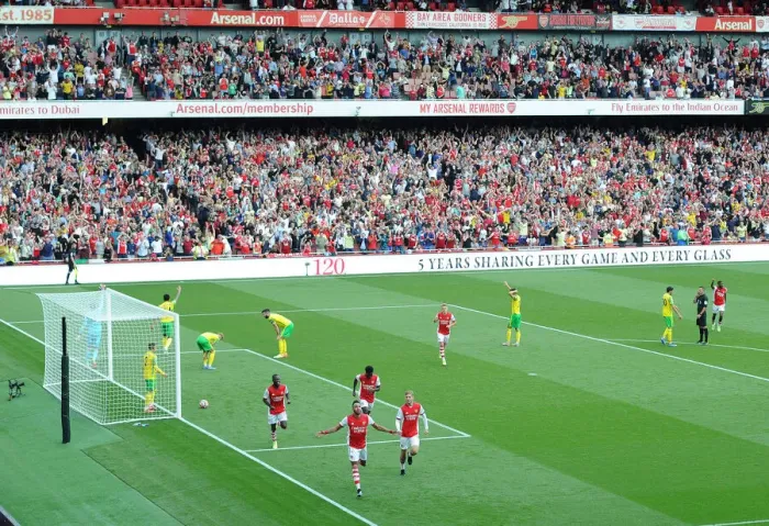 Framed Print : Arsenal's Aubameyang Scores Thriller at Emirates: Arsenal v Norwich City (2021-22)
