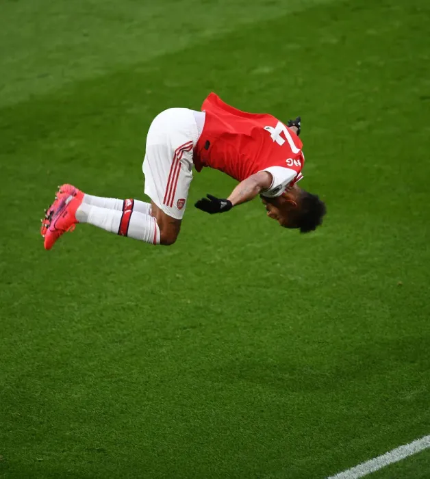 Framed Print : Arsenal's Aubameyang Scores Thrilling Second Goal Against Everton in Premier League (2020) Framed Print : Arsenal's Aubameyang Scores Thrilling Second Goal Against Everton in Premier League (2020)