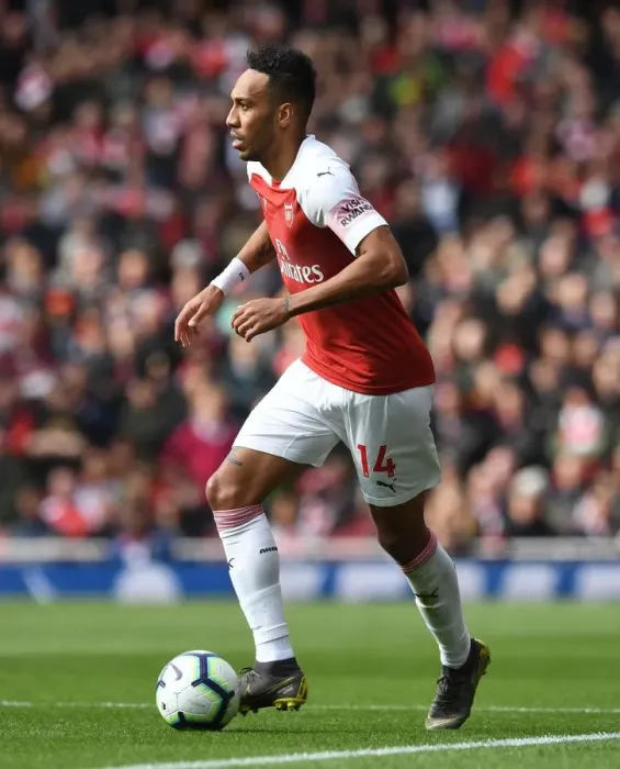Framed Print : Arsenal's Aubameyang Scores Twice: Arsenal Outshine Brighton in Premier League Clash