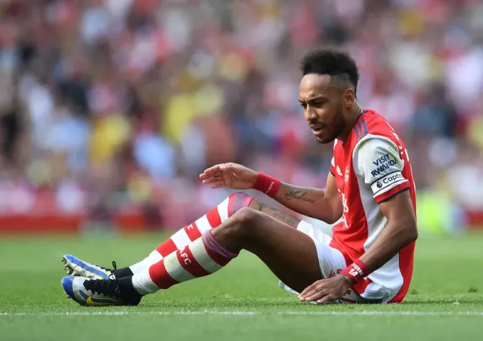 Framed Print : Arsenal's Aubameyang Shines in Arsenal vs Norwich City Showdown (2021-22) Framed Print : Arsenal's Aubameyang Shines in Arsenal vs Norwich City Showdown (2021-22)