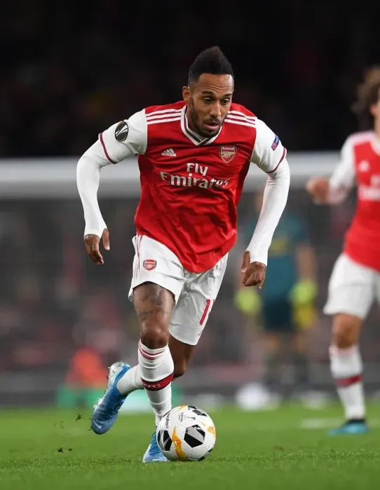 Framed Print : Arsenal's Aubameyang Shines: Crushing Standard Liege in Europa League Framed Print : Arsenal's Aubameyang Shines: Crushing Standard Liege in Europa League