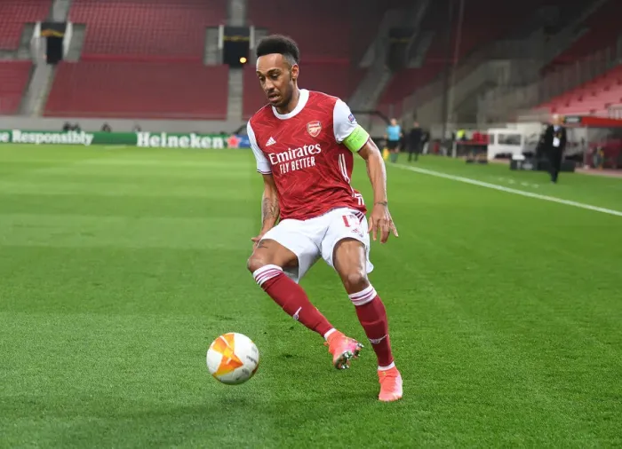 Framed Print : Arsenal's Aubameyang Shines in Europa League Clash against SL Benfica