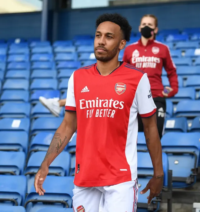 Framed Print : Arsenal's Aubameyang Shines in Glasgow: Arsenal vs Rangers (2021) Pre-Season Clash Framed Print : Arsenal's Aubameyang Shines in Glasgow: Arsenal vs Rangers (2021) Pre-Season Clash