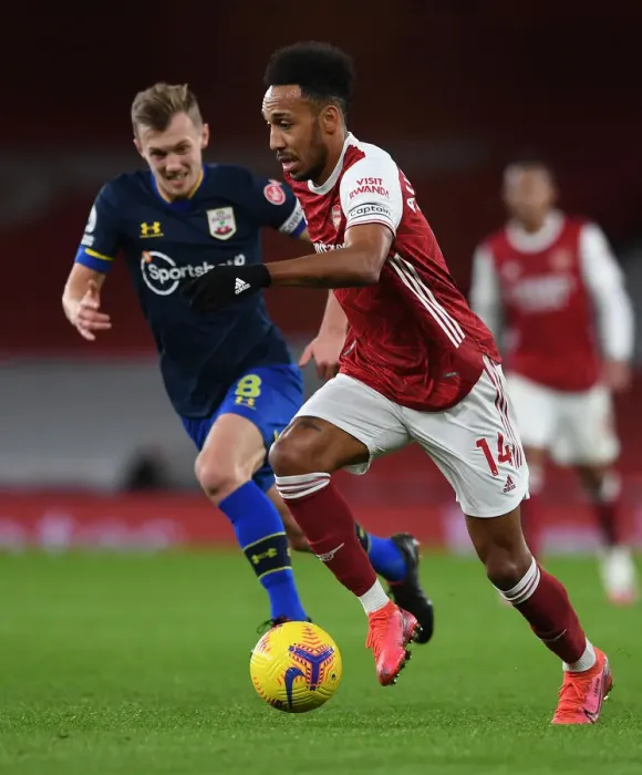 Framed Print : Arsenal's Aubameyang Shines in Premier League Clash: Arsenal vs. Southampton (December 2020) Framed Print : Arsenal's Aubameyang Shines in Premier League Clash: Arsenal vs. Southampton (December 2020)