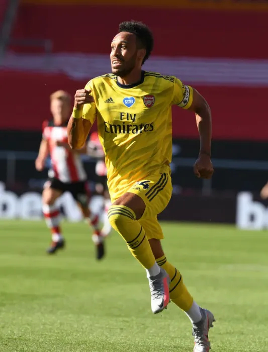 Framed Print : Arsenal's Aubameyang Shines: Southampton vs. Arsenal, Premier League 2019-2020 Framed Print : Arsenal's Aubameyang Shines: Southampton vs. Arsenal, Premier League 2019-2020