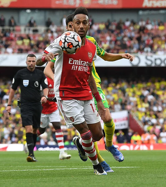 Arsenal's Aubameyang Stars in Arsenal's Victory over Norwich City (2021-22)