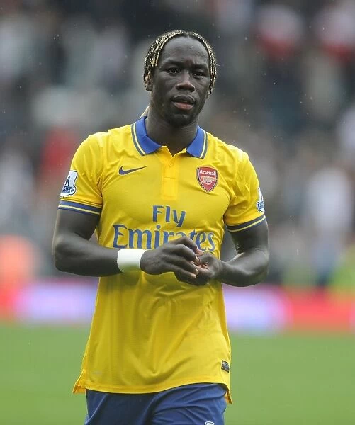 Arsenal's Bacary Sagna in Action against Fulham in 2013-14 Premier League
