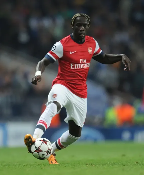 Framed Print : Arsenal's Bacary Sagna in Action against Napoli, UEFA Champions League 2013-14