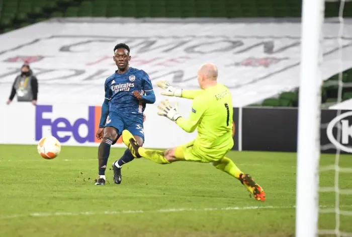 Framed Print : Arsenal's Balogun Scores Four in Europa League Victory over Dundalk