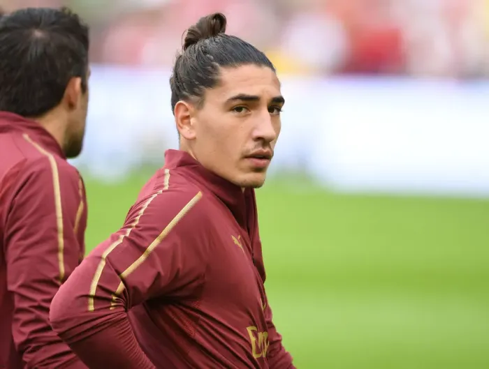 Framed Print : Arsenal's Battle-Ready Hector Bellerin: Gearing Up Against Chelsea in the 2018 International Champions Cup, Dublin Framed Print : Arsenal's Battle-Ready Hector Bellerin: Gearing Up Against Chelsea in the 2018 International Champions Cup, Dublin