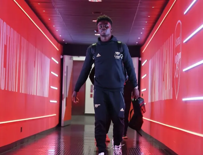 Framed Print : Arsenal's Battle-Ready Saka: Gunning for Victory Against West Ham United in the Premier League