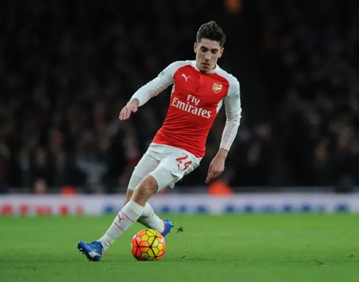 Framed Print : Arsenal's Bellerin in Action: Arsenal vs. Sunderland (2015-16 Premier League) Framed Print : Arsenal's Bellerin in Action: Arsenal vs. Sunderland (2015-16 Premier League)