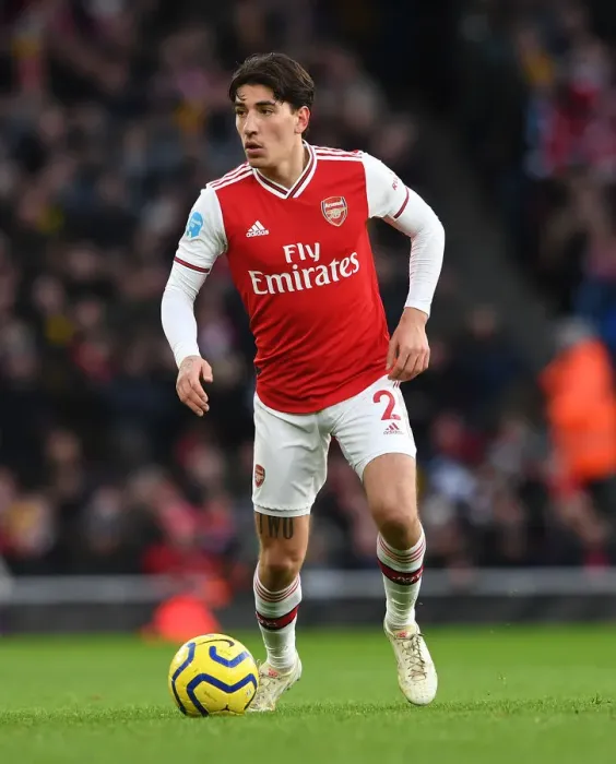 Framed Print : Arsenal's Bellerin in Action against Newcastle United - Premier League 2019-2020 Framed Print : Arsenal's Bellerin in Action against Newcastle United - Premier League 2019-2020