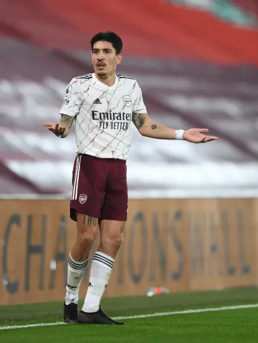 Framed Print : Arsenal's Bellerin Faces Empty Anfield: 2020-21 Premier League Clash Amidst COVID-19 Restrictions Framed Print : Arsenal's Bellerin Faces Empty Anfield: 2020-21 Premier League Clash Amidst COVID-19 Restrictions