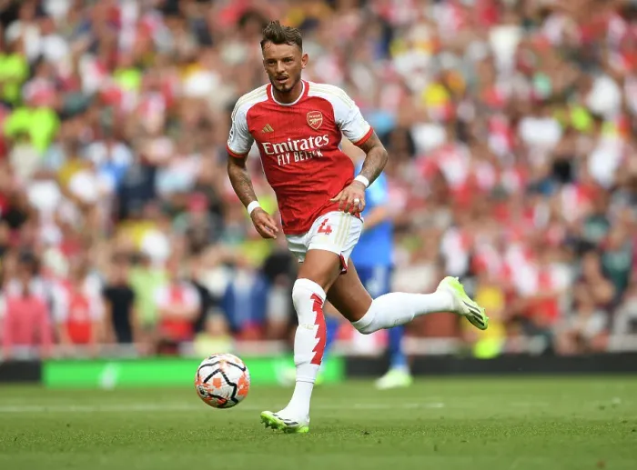 Framed Print : Arsenal's Ben White in Action: Arsenal vs. Fulham, 2023-24 Premier League Framed Print : Arsenal's Ben White in Action: Arsenal vs. Fulham, 2023-24 Premier League