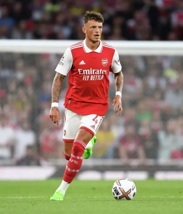 Framed Print : Arsenal's Ben White in Action: Arsenal vs Aston Villa (2022-23 Premier League) Framed Print : Arsenal's Ben White in Action: Arsenal vs Aston Villa (2022-23 Premier League)