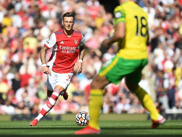 Arsenal's Ben White in Action: Arsenal vs Norwich City (2021-22), Emirates Stadium
