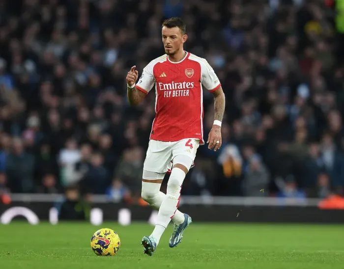 Framed Print : Arsenal's Ben White in Action Against Brighton & Hove Albion (2023-24) Framed Print : Arsenal's Ben White in Action Against Brighton & Hove Albion (2023-24)
