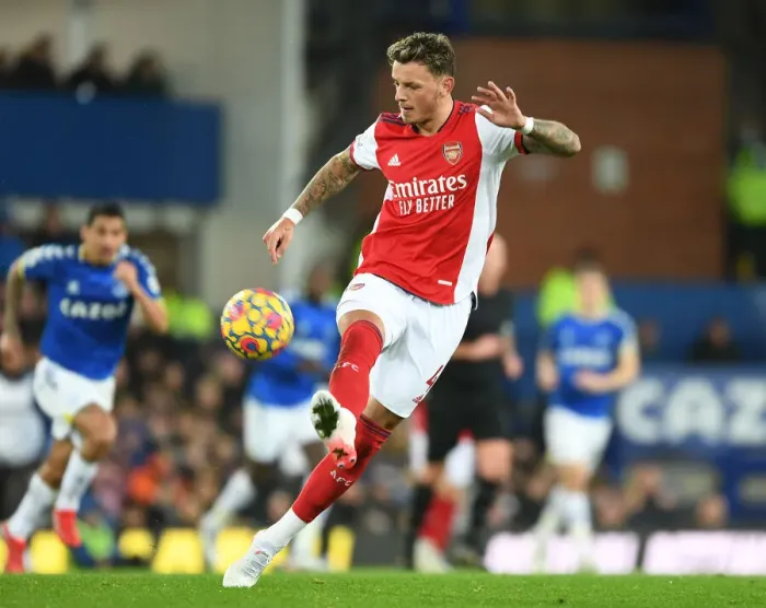 Framed Print : Arsenal's Ben White in Action against Everton - Premier League Showdown (2020-21)
