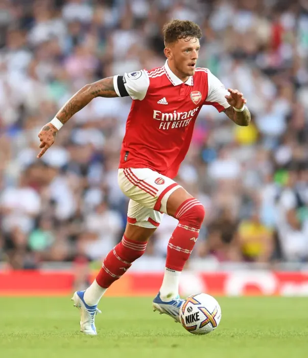 Framed Print : Arsenal's Ben White in Action Against Fulham in 2022-23 Premier League