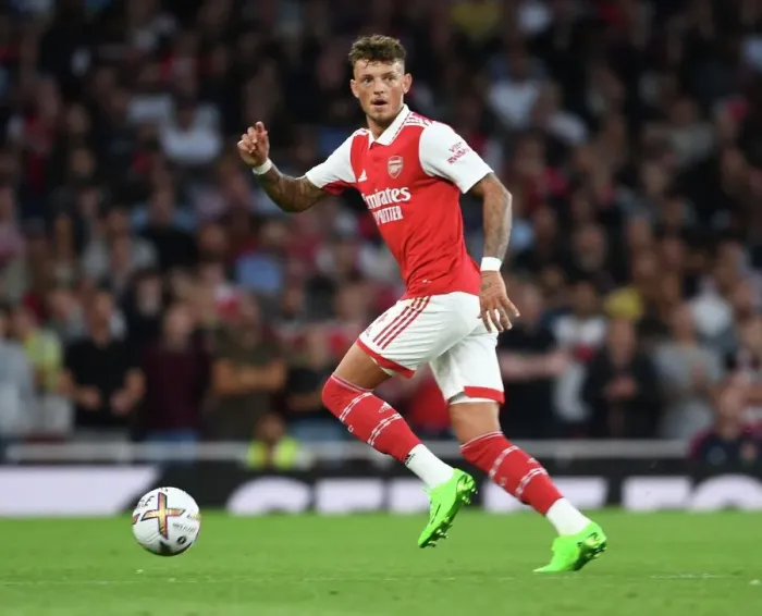 Framed Print : Arsenal's Ben White in Action: Premier League Battle against Aston Villa, 2022-23