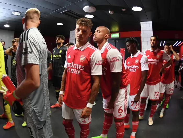 Framed Print : Arsenal's Ben White Gears Up for Arsenal v Aston Villa Clash in 2022-23 Premier League