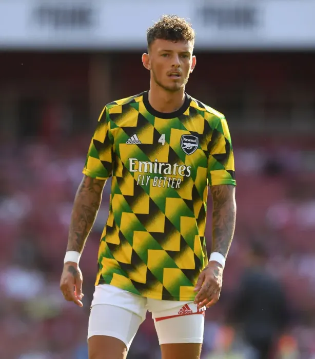 Framed Print : Arsenal's Ben White Gears Up for Arsenal v Fulham Premier League Clash at Emirates Stadium