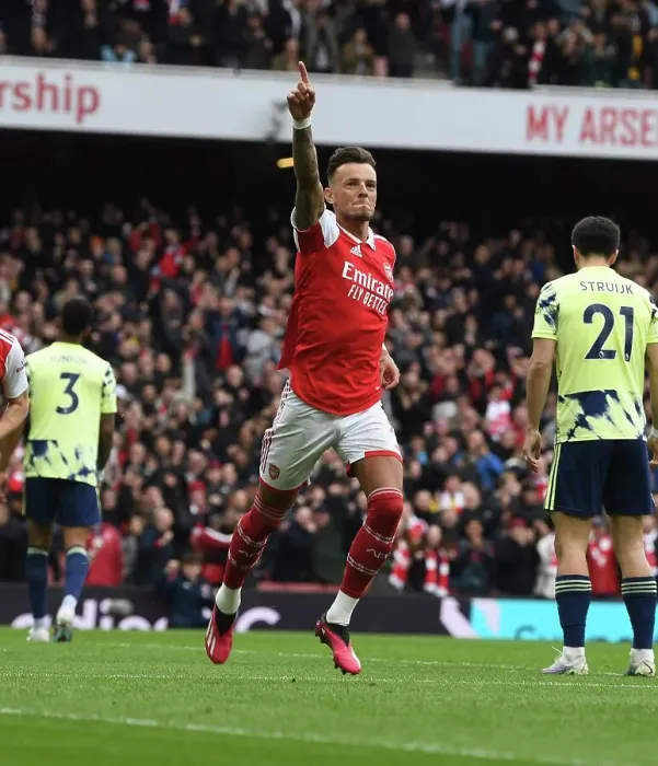 Framed Print : Arsenal's Ben White Scores Second Goal Against Leeds United in Premier League Showdown