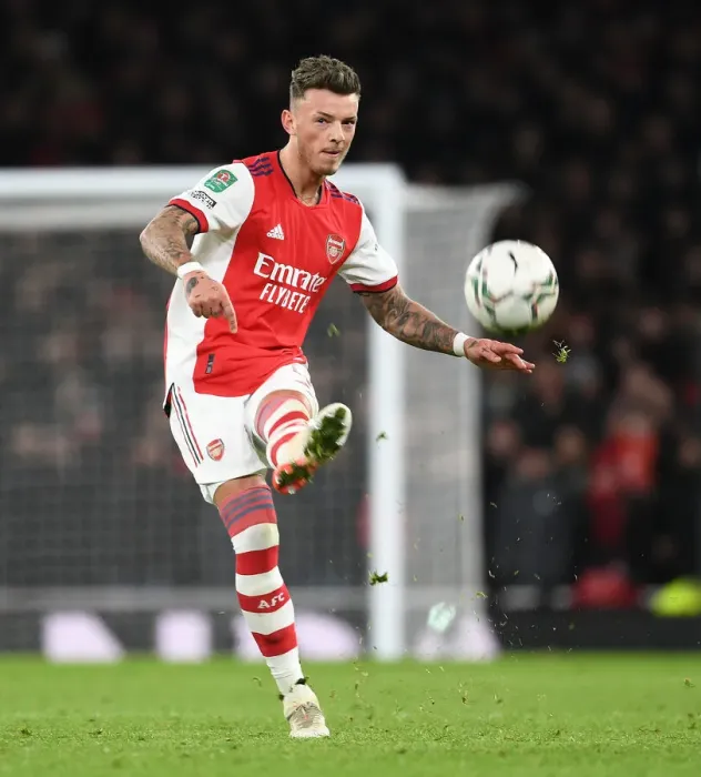 Framed Print : Arsenal's Ben White Stares Down Liverpool in Carabao Cup Semi-Final Clash