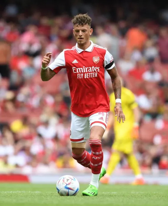 Framed Print : Arsenal's Ben White Stars in Emirates Cup Showdown Against Sevilla, 2022 Framed Print : Arsenal's Ben White Stars in Emirates Cup Showdown Against Sevilla, 2022