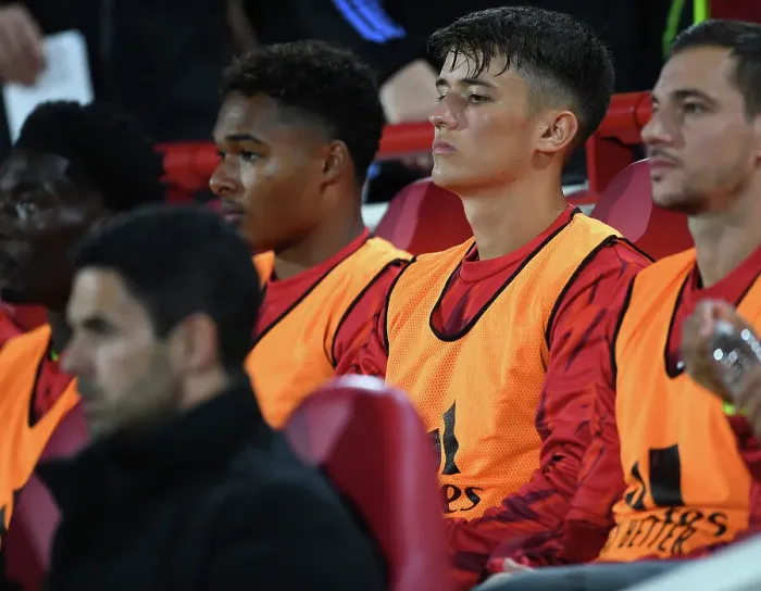 Framed Print : Arsenal's Bench Ready for Brentford's Carabao Cup Challenge